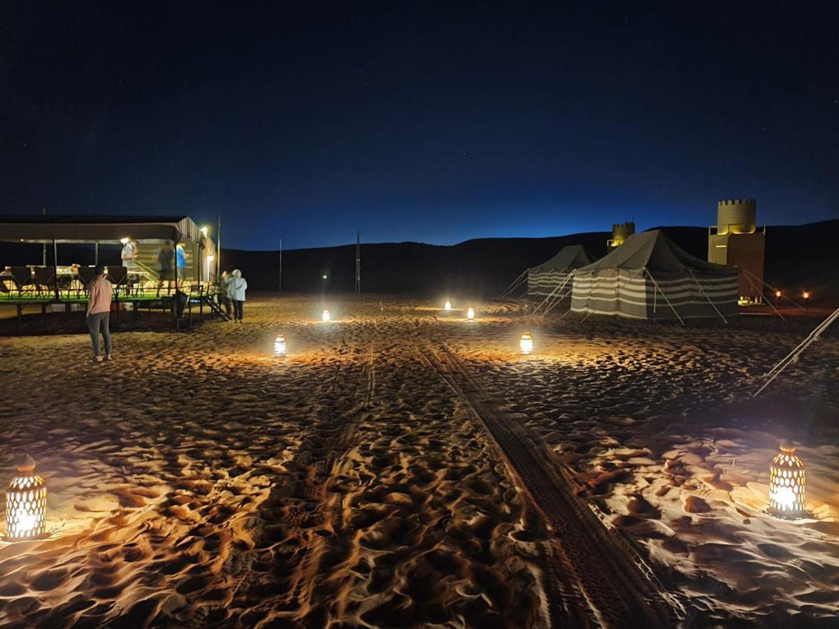 Crescent Desert Private Camp Shāhiq Exterior foto