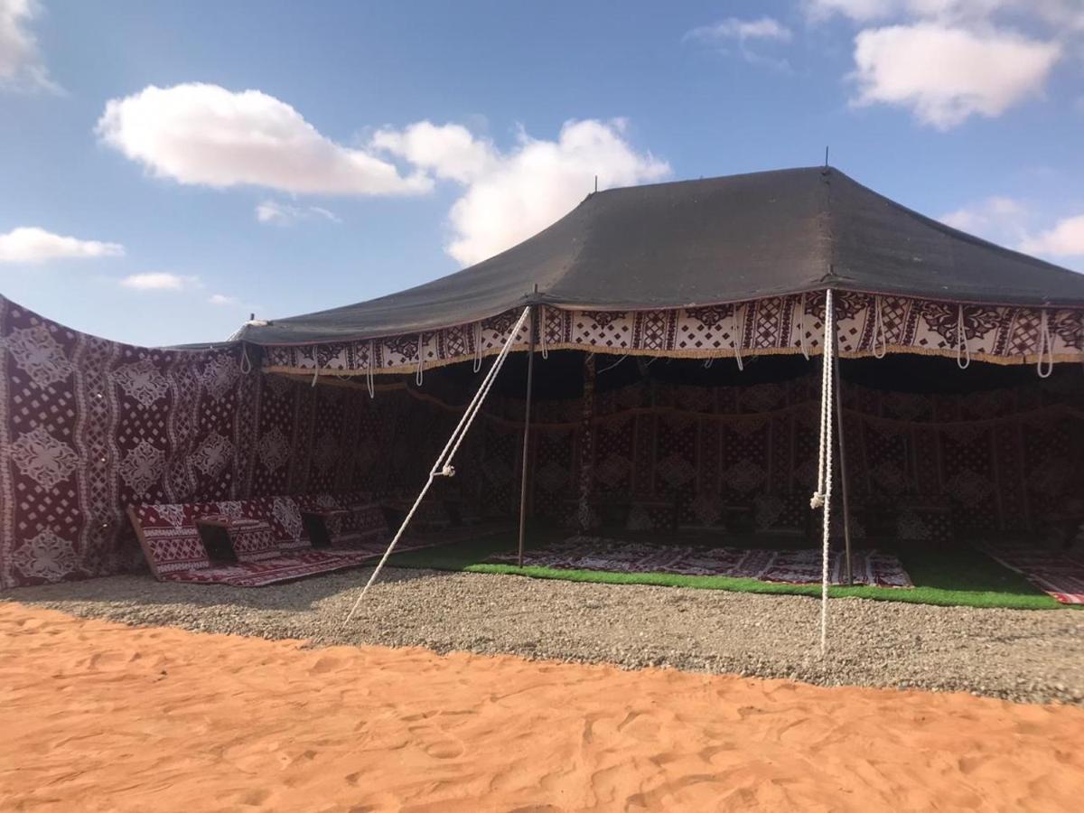 Crescent Desert Private Camp Shāhiq Exterior foto